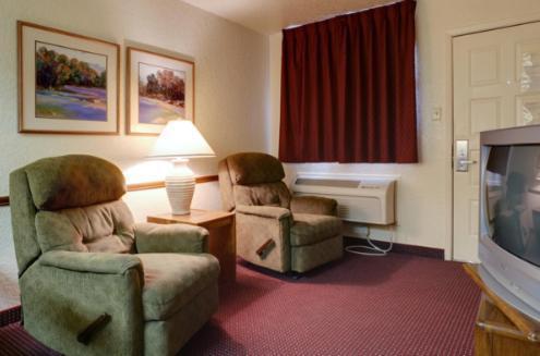 Amerihome Inn & Suites Houston Airport North Экстерьер фото